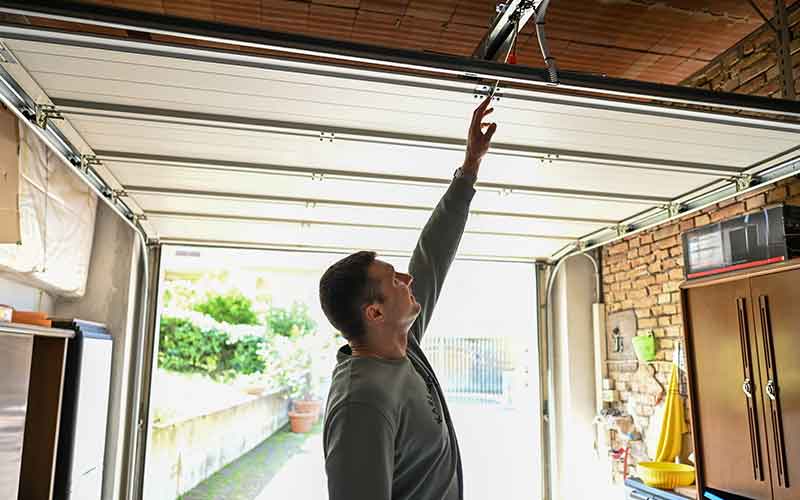 Garage Door Lakewood